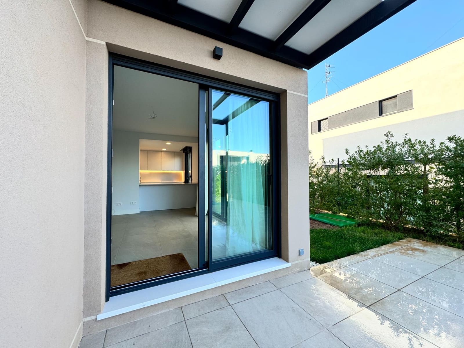 4 bedroom Semi-detached Villa for sale in Llucmajor with pool - € 850,000 (Ref: 9431033)