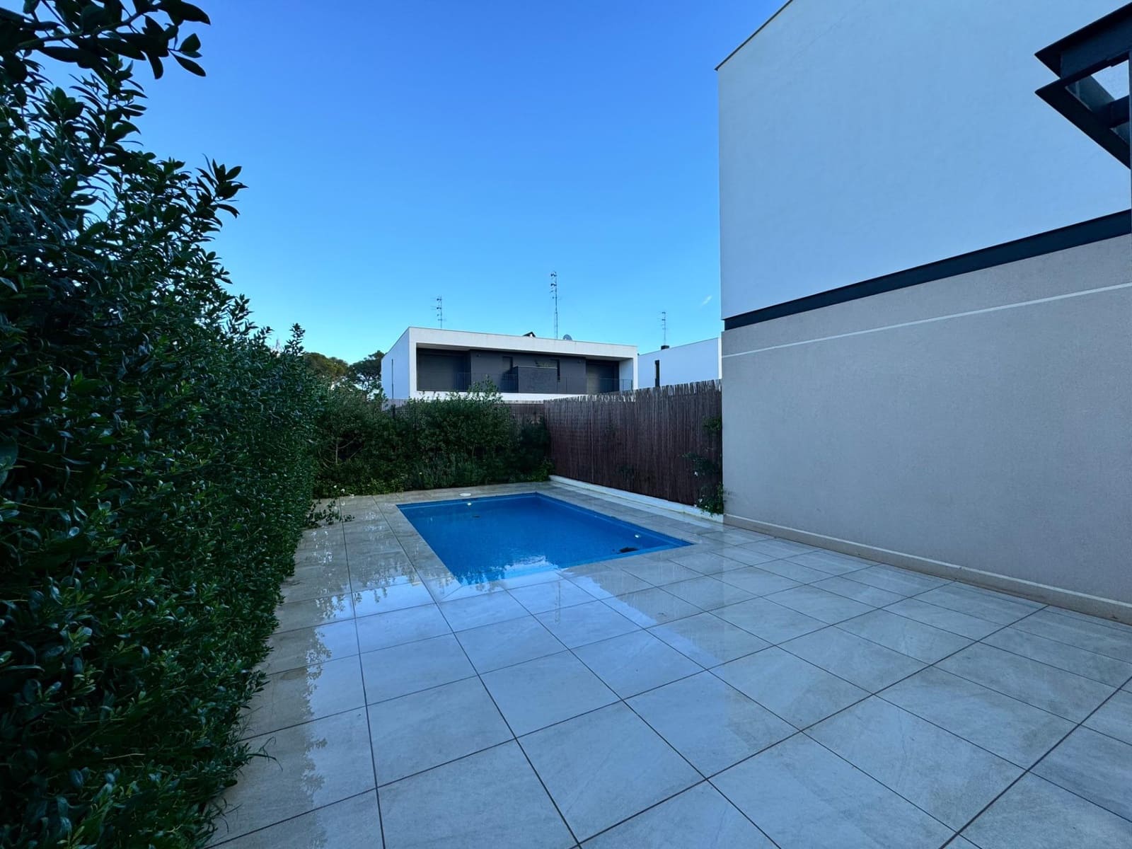 4 bedroom Semi-detached Villa for sale in Llucmajor with pool - € 850,000 (Ref: 9431033)