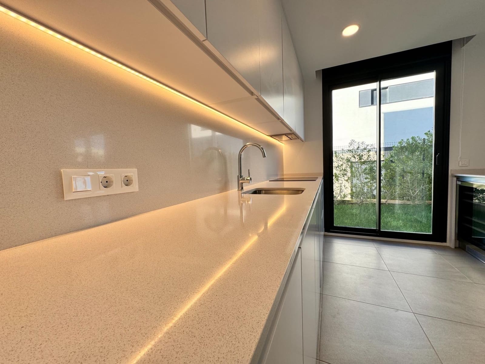 4 bedroom Semi-detached Villa for sale in Llucmajor with pool - € 850,000 (Ref: 9431033)