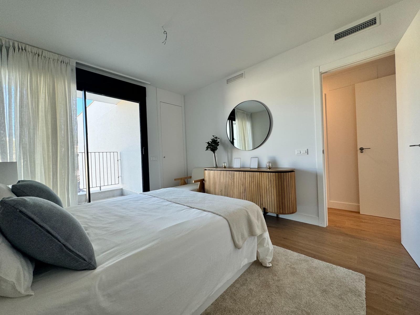 4 bedroom Semi-detached Villa for sale in Llucmajor with pool - € 850,000 (Ref: 9431033)