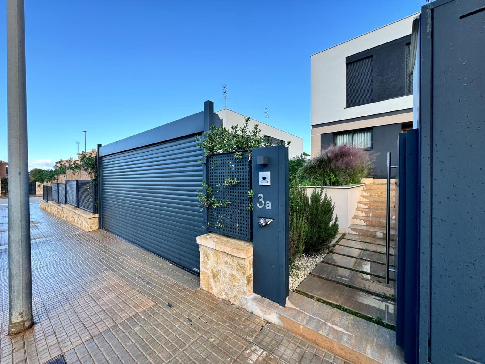 4 bedroom Semi-detached Villa for sale in Llucmajor with pool - € 850,000 (Ref: 9431033)