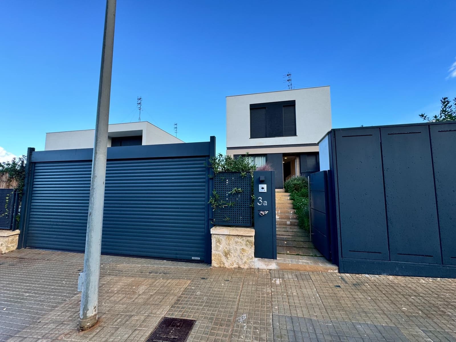 4 bedroom Semi-detached Villa for sale in Llucmajor with pool - € 850,000 (Ref: 9431033)