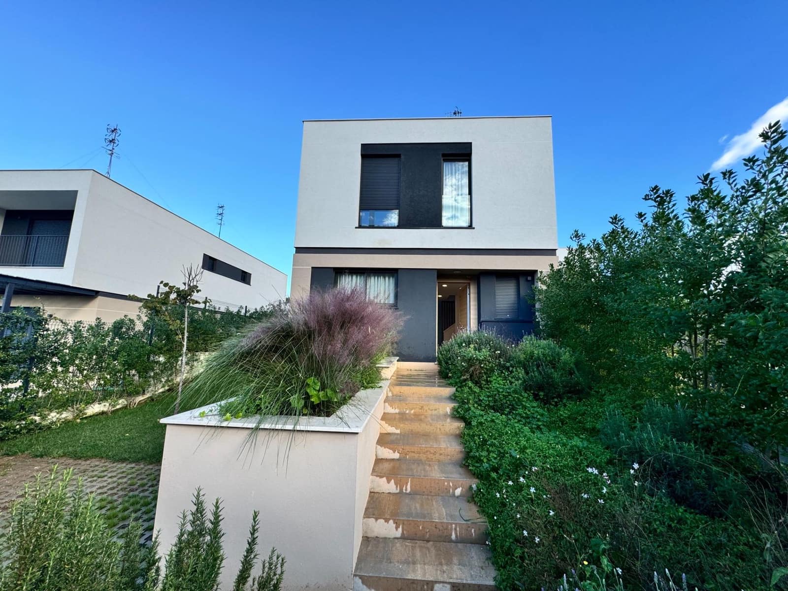 4 bedroom Semi-detached Villa for sale in Llucmajor with pool - € 850,000 (Ref: 9431033)