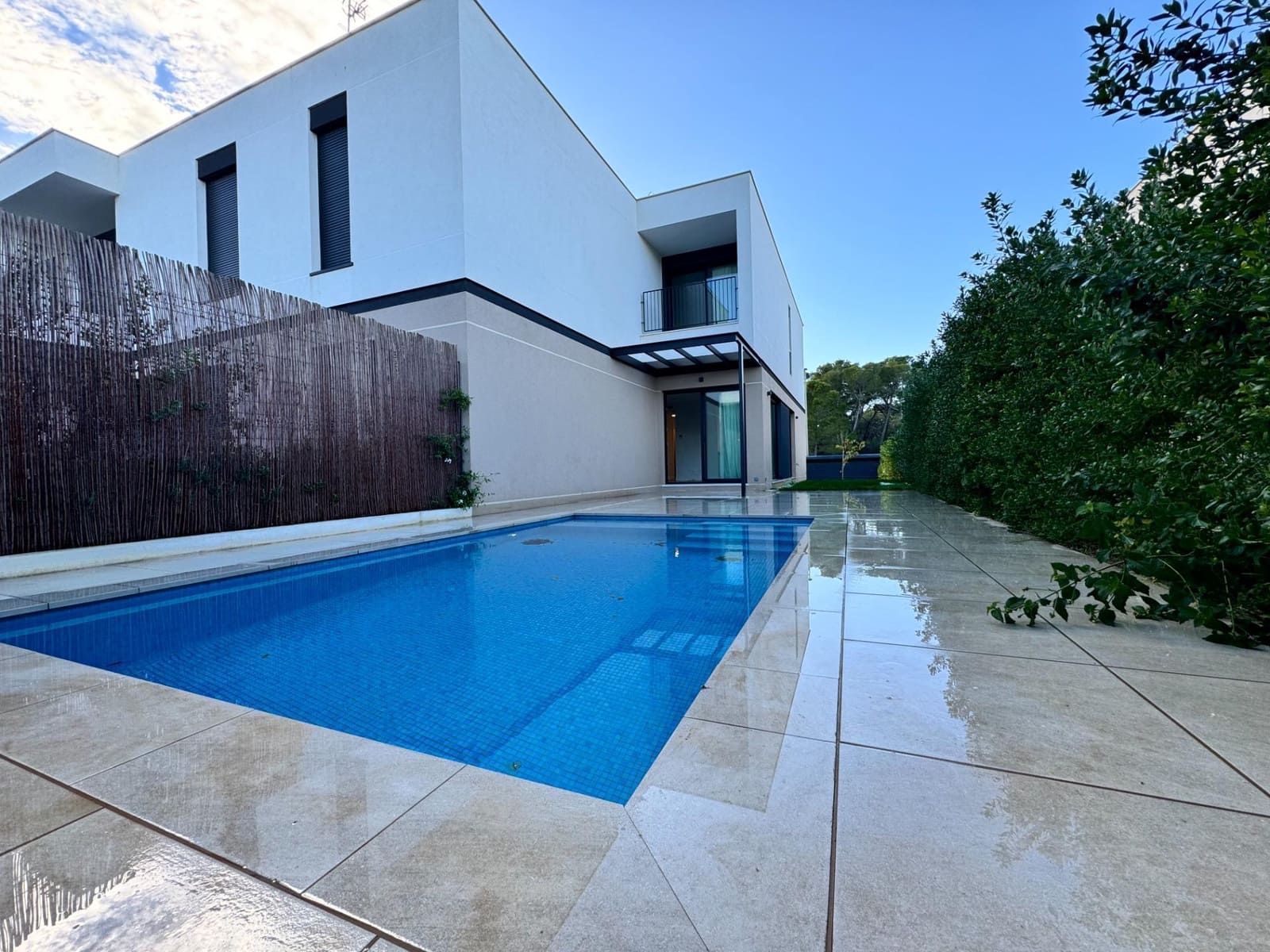 4 bedroom Semi-detached Villa for sale in Llucmajor with pool - € 850,000 (Ref: 9431033)