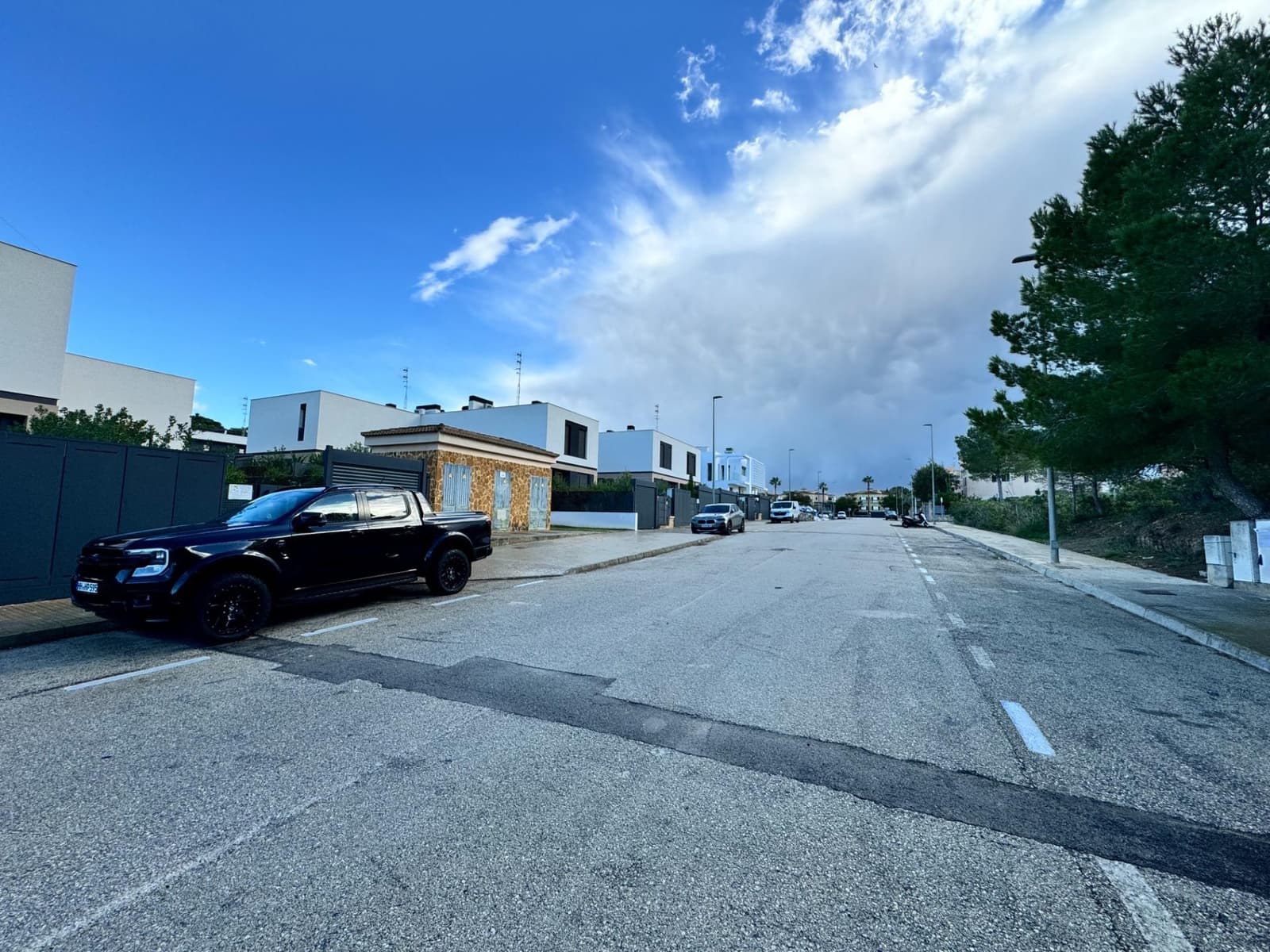 4 bedroom Semi-detached Villa for sale in Llucmajor with pool - € 850,000 (Ref: 9431033)