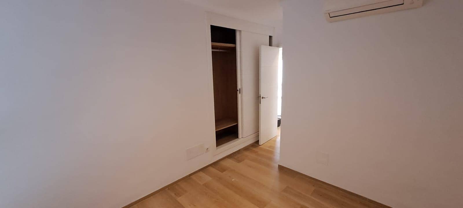 2 soverom Leilighet til leie i Palma de Mallorca med svømmebasseng - € 1 950 (Ref: 9449011)