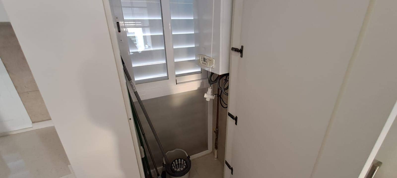 2 soverom Leilighet til leie i Palma de Mallorca med svømmebasseng - € 1 950 (Ref: 9449011)