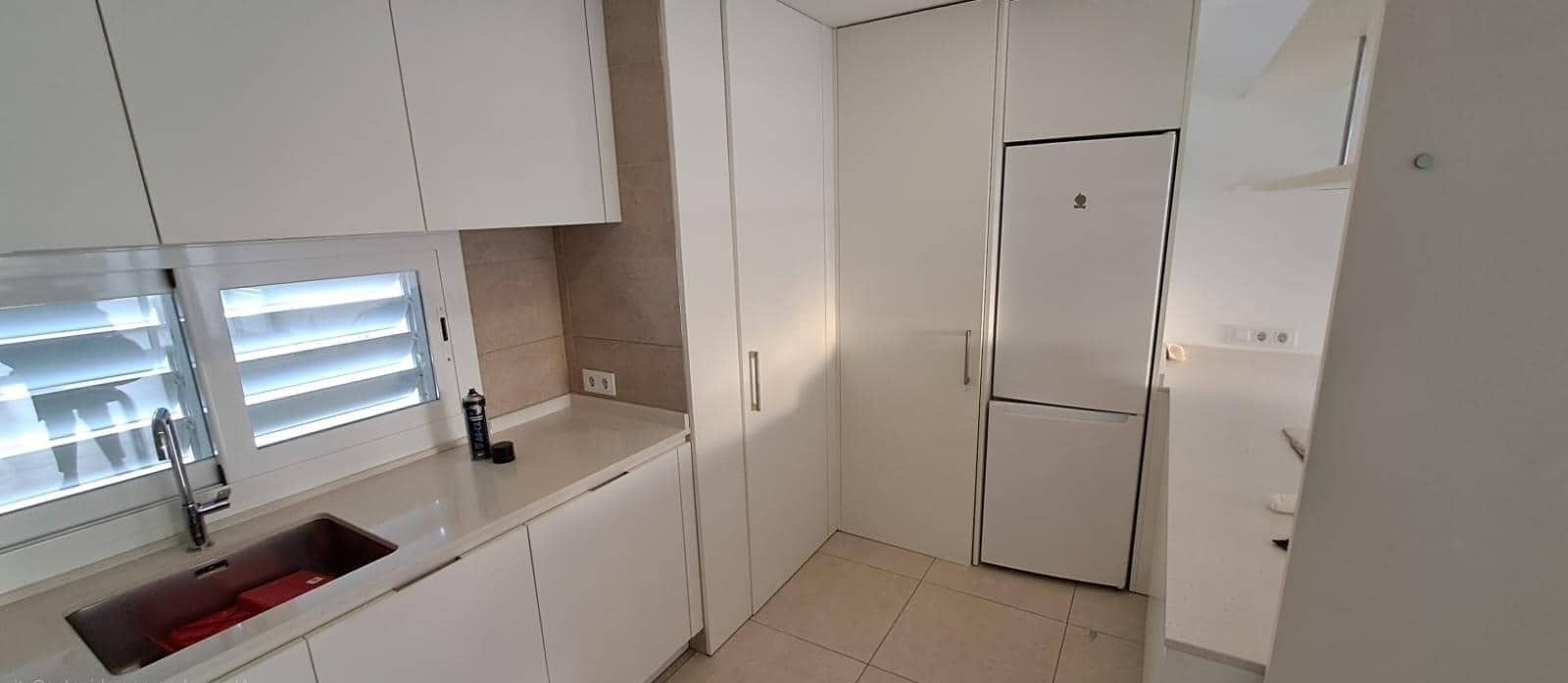 2 soverom Leilighet til leie i Palma de Mallorca med svømmebasseng - € 1 950 (Ref: 9449011)