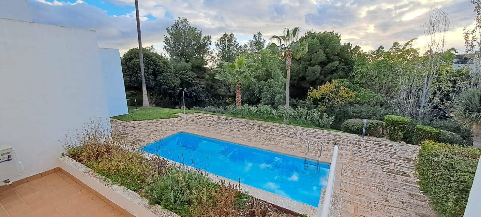 2 soverom Leilighet til leie i Palma de Mallorca med svømmebasseng - € 1 950 (Ref: 9449011)
