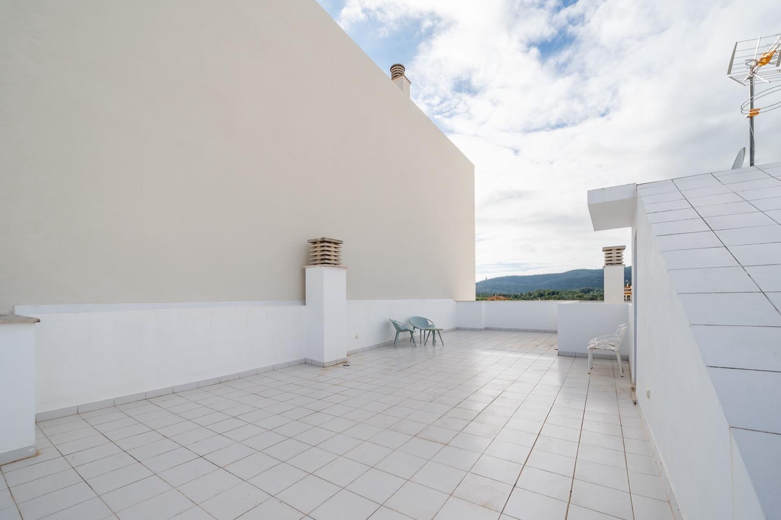 2 makuuhuone Kattohuoneisto vuokrattavana paikassa Palma de Mallorca mukana 
autotalli - 2 000 € (Ref: 9482007)