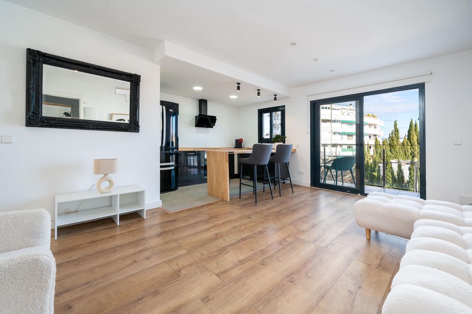 3 makuuhuone Kattohuoneisto vuokrattavana paikassa Palma de Mallorca mukana 
autotalli - 2 200 € (Ref: 9482008)