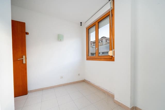 3 bedroom Flat for sale in Son Gotleu, Palma de Mallorca with garage - € 283,000 (Ref: 9508812)