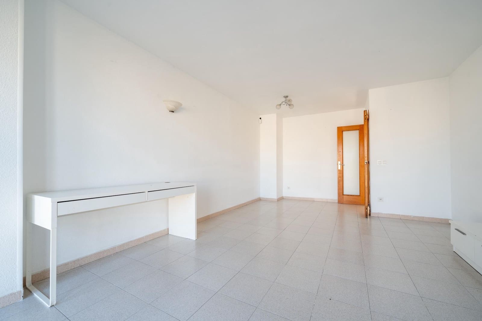 3 bedroom Flat for sale in Palma de Mallorca with garage - € 283,000 (Ref: 9508812)