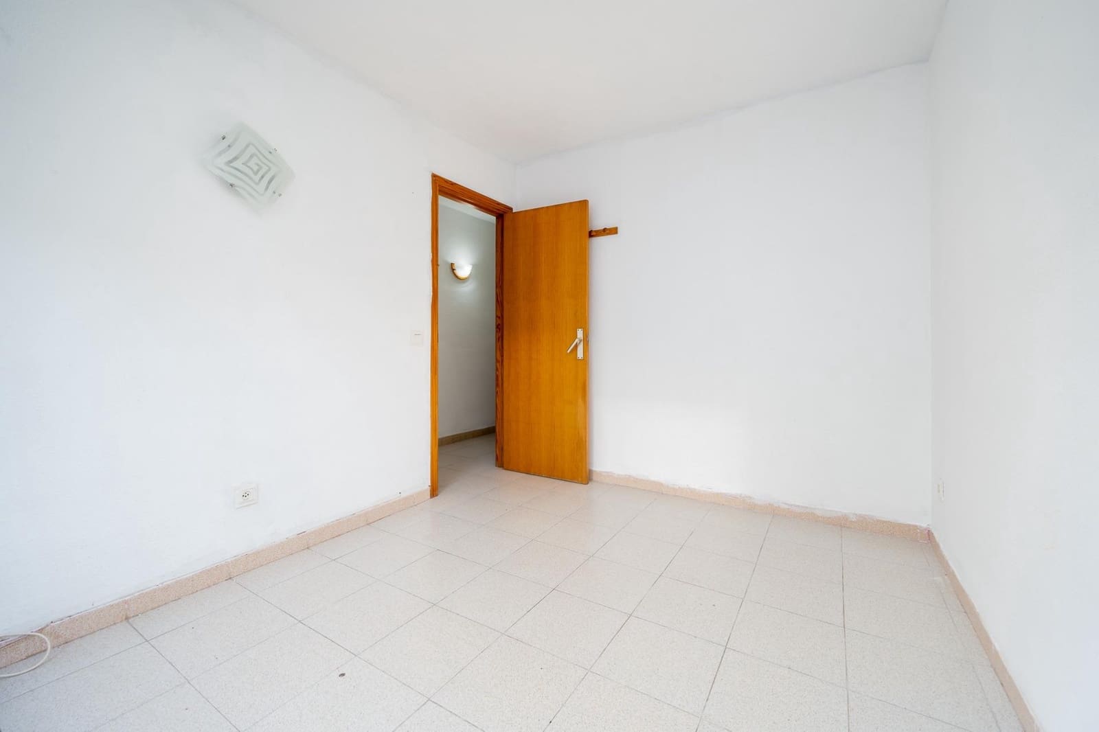 3 bedroom Flat for sale in Palma de Mallorca with garage - € 283,000 (Ref: 9508812)