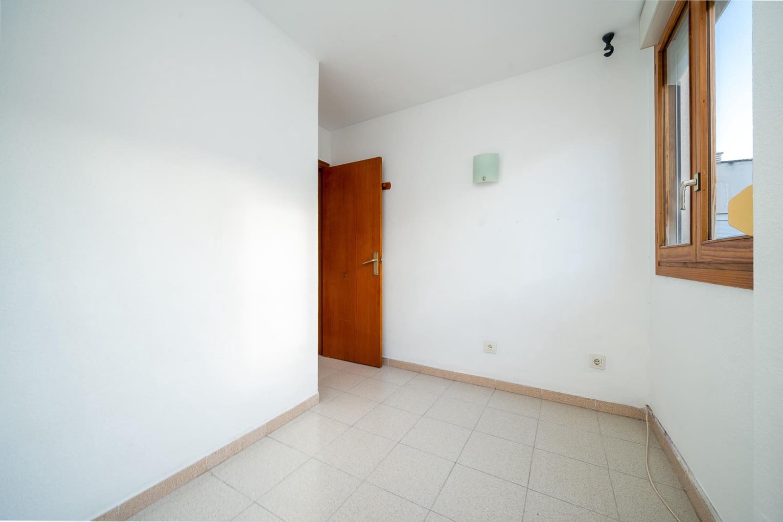 3 bedroom Flat for sale in Palma de Mallorca with garage - € 283,000 (Ref: 9508812)