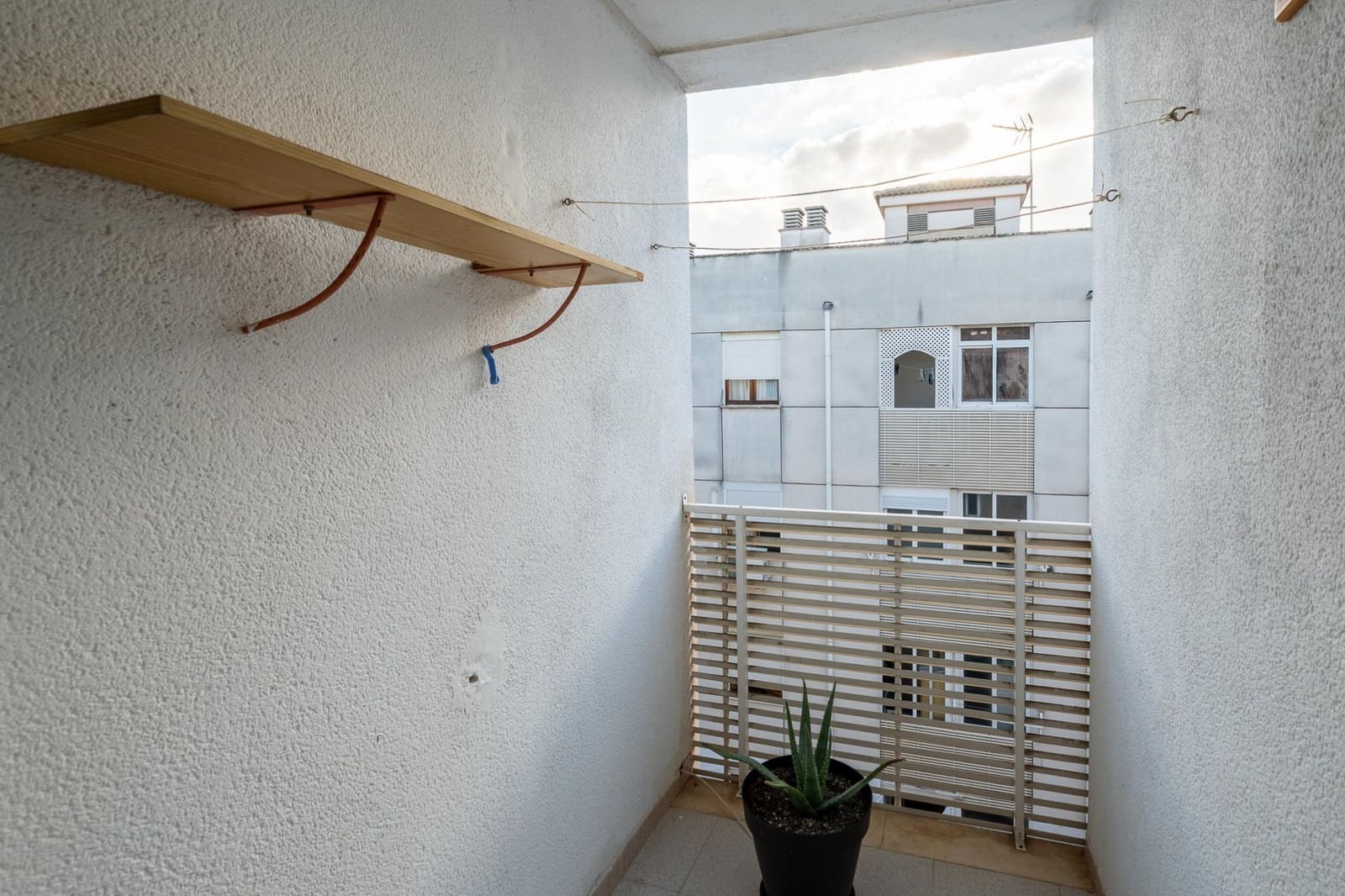 3 bedroom Flat for sale in Palma de Mallorca with garage - € 283,000 (Ref: 9508812)