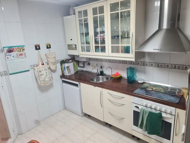Piso de 2 habitaciones en Son Espanyolet, Palma de Mallorca en alquiler - 1.300 € (Ref: 9508813)