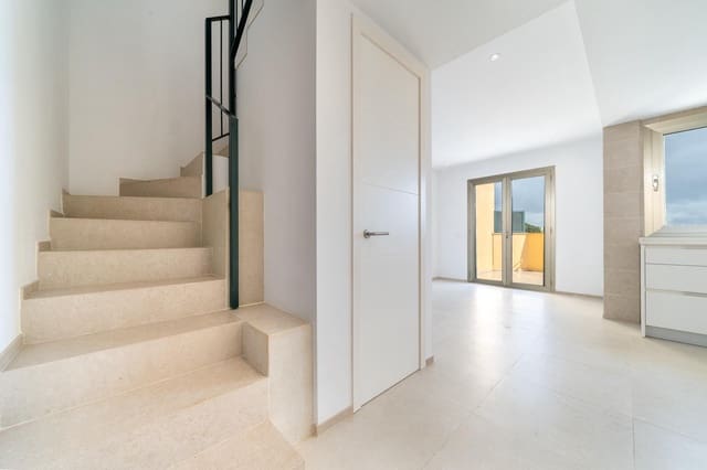 2 quarto Moradia em Banda para arrendar em Genova, Palma de Mallorca com garagem - 1 650 € (Ref: 9571085)