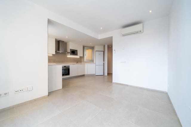 2 quarto Moradia em Banda para arrendar em Genova, Palma de Mallorca com garagem - 1 650 € (Ref: 9571085)