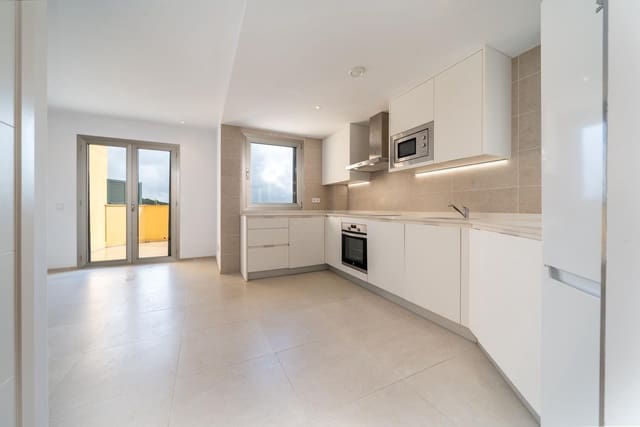 2 quarto Moradia em Banda para arrendar em Genova, Palma de Mallorca com garagem - 1 650 € (Ref: 9571085)