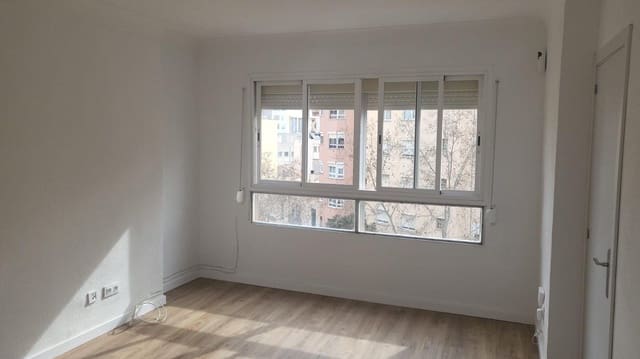 3 soveværelse Lejlighed til leje i Centro, Palma de Mallorca - € 1.250 (Ref: 9596046)