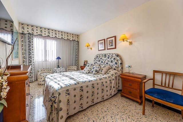 4 quarto Apartamento para venda em Palma de Mallorca - 429 000 € (Ref: 9599480)