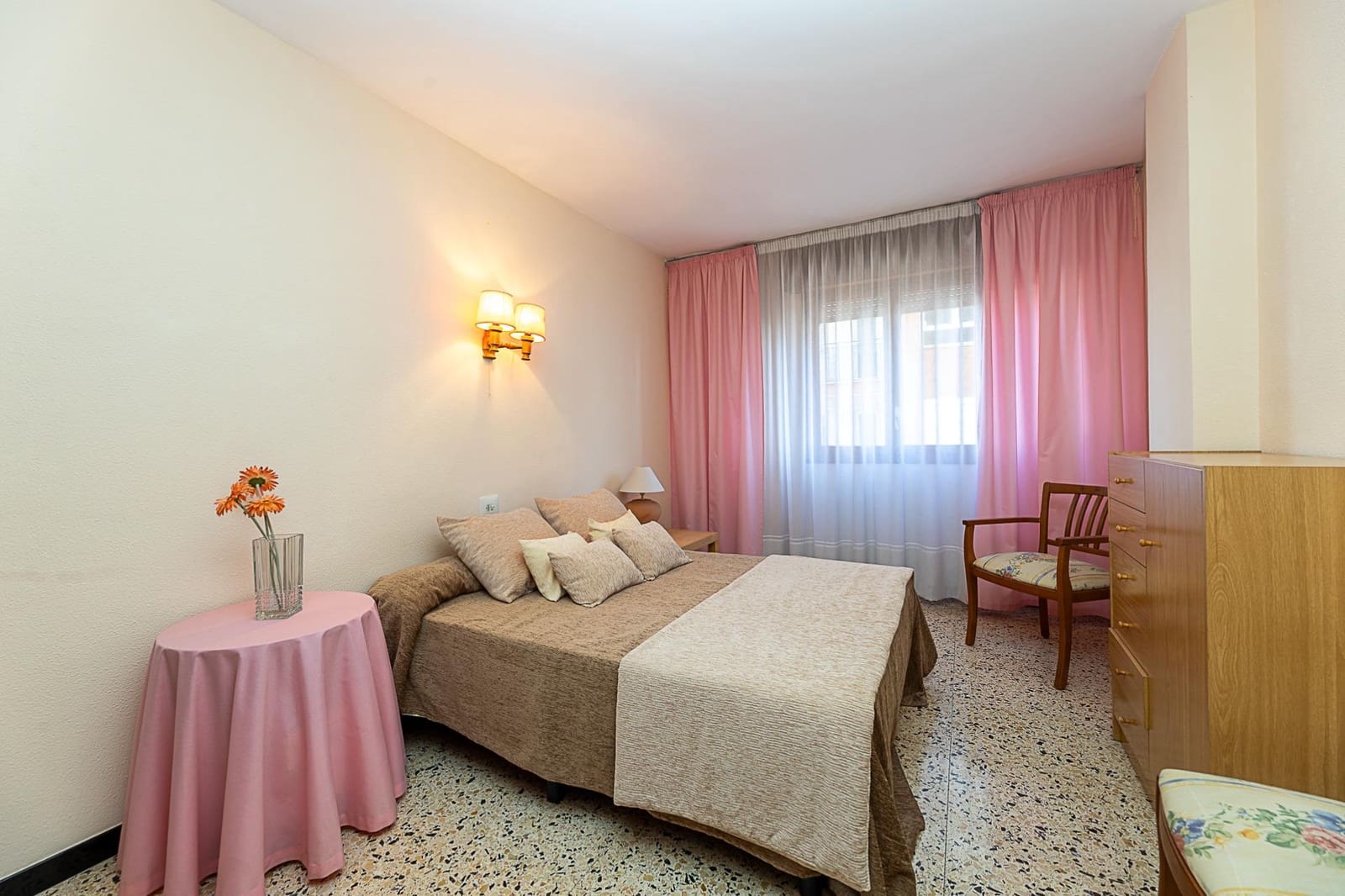 4 bedroom Flat for sale in Palma de Mallorca - € 415,000 (Ref: 9599480)