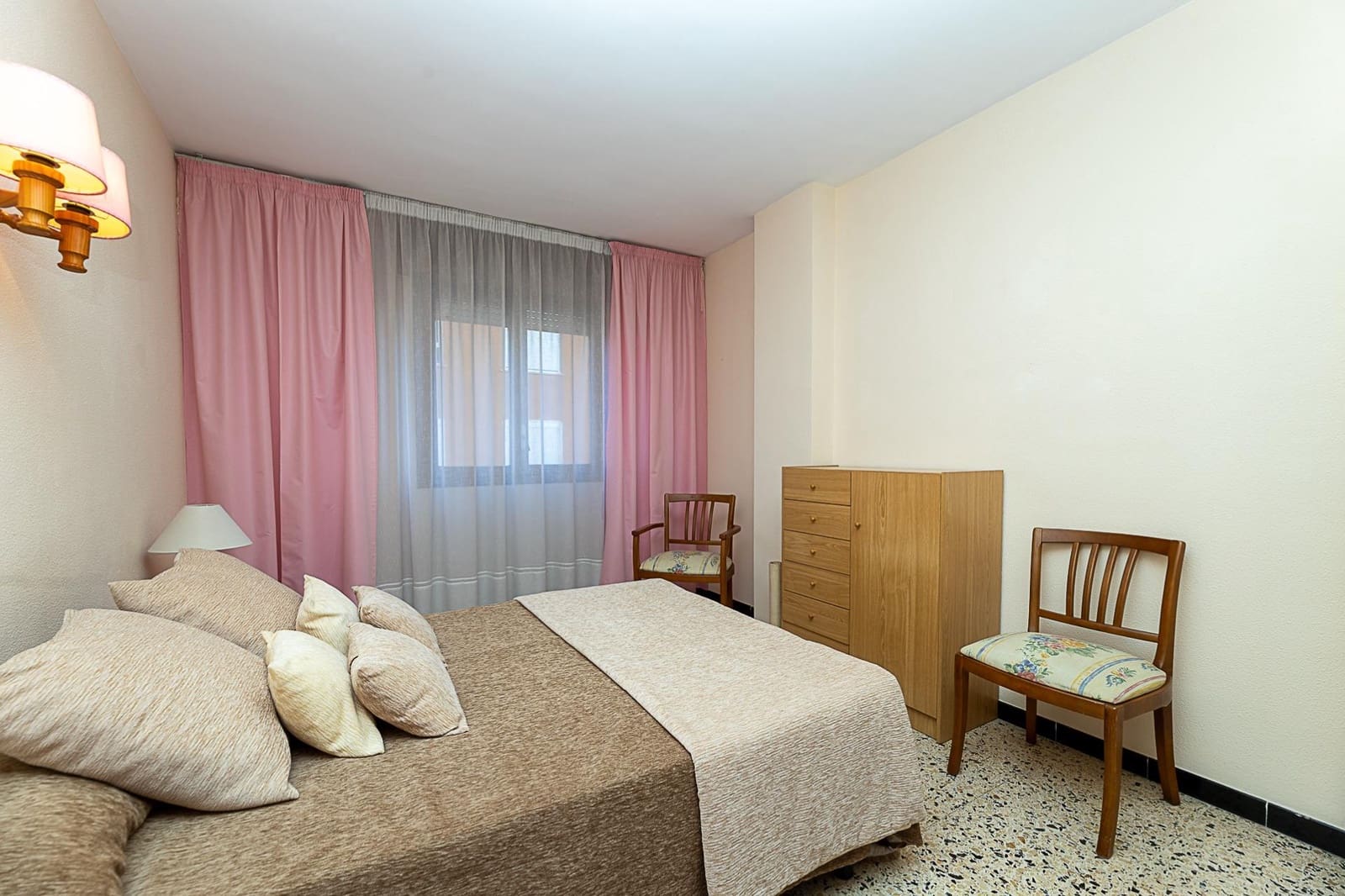 4 bedroom Flat for sale in Palma de Mallorca - € 415,000 (Ref: 9599480)