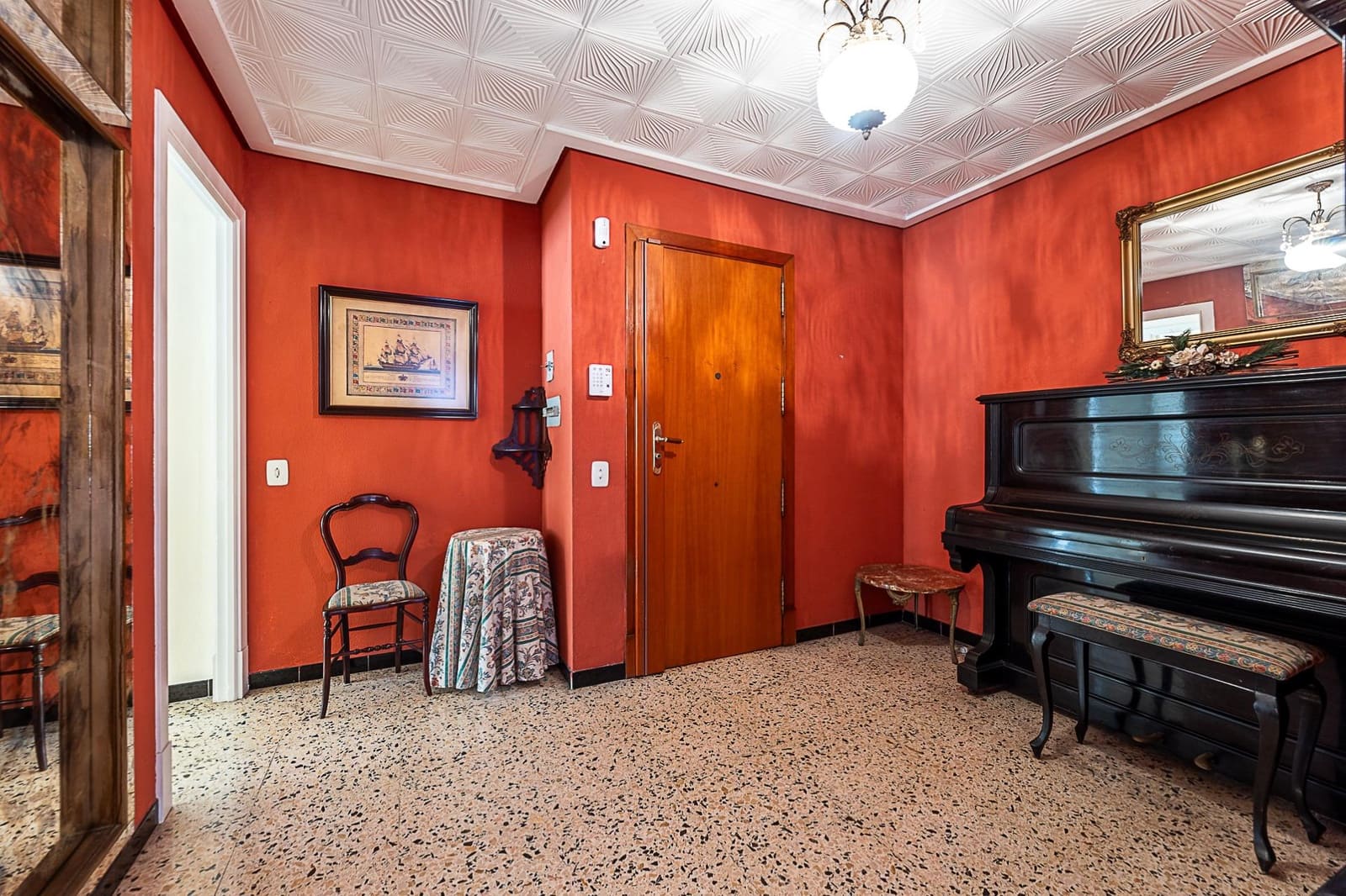 4 bedroom Flat for sale in Palma de Mallorca - € 415,000 (Ref: 9599480)