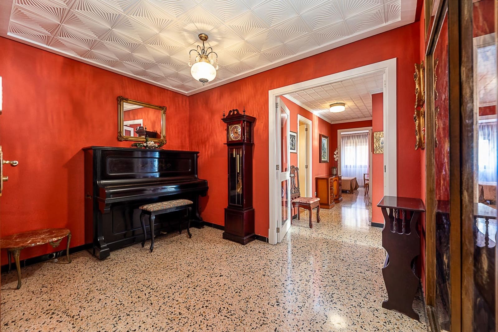 4 bedroom Flat for sale in Palma de Mallorca - € 415,000 (Ref: 9599480)