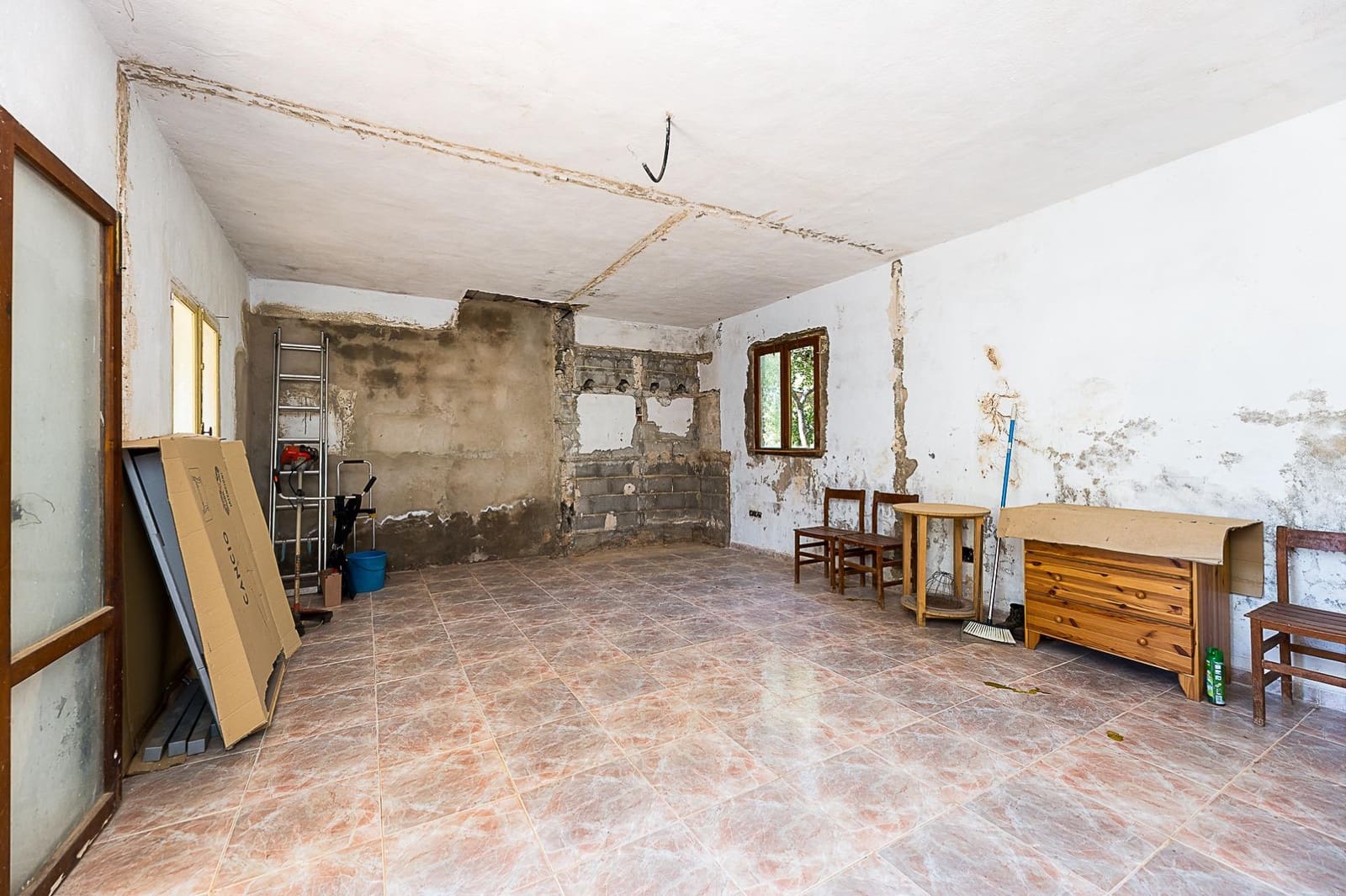 Finca/Country House for sale in Bunyola - € 206,000 (Ref: 9637499)