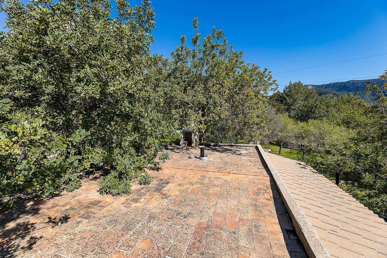 Finca/Country House for sale in Bunyola - € 206,000 (Ref: 9637499)