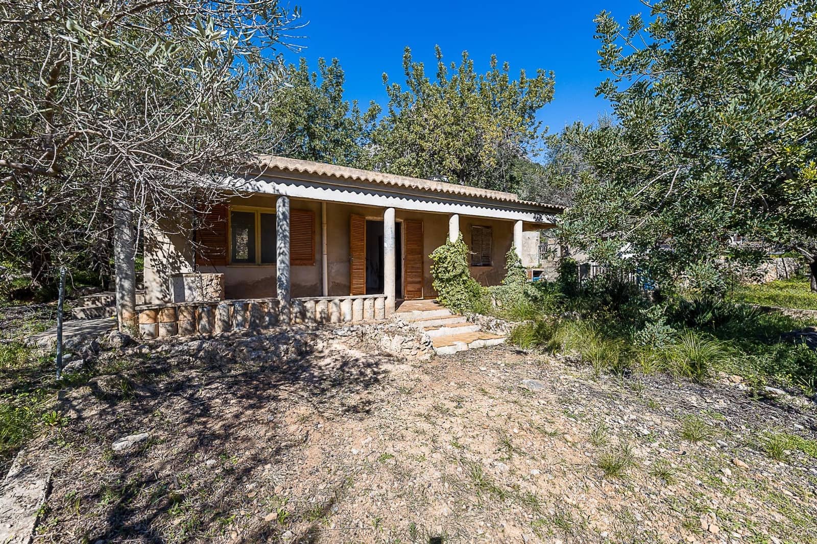 Finca/Country House for sale in Bunyola - € 206,000 (Ref: 9637499)