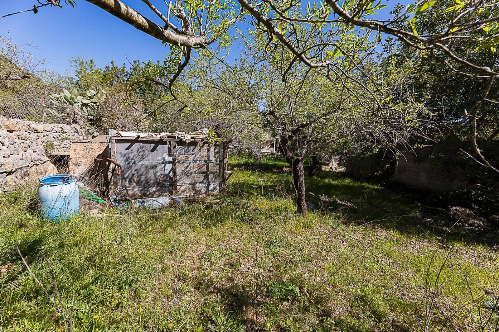 Finca/Country House for sale in Bunyola - € 206,000 (Ref: 9637499)