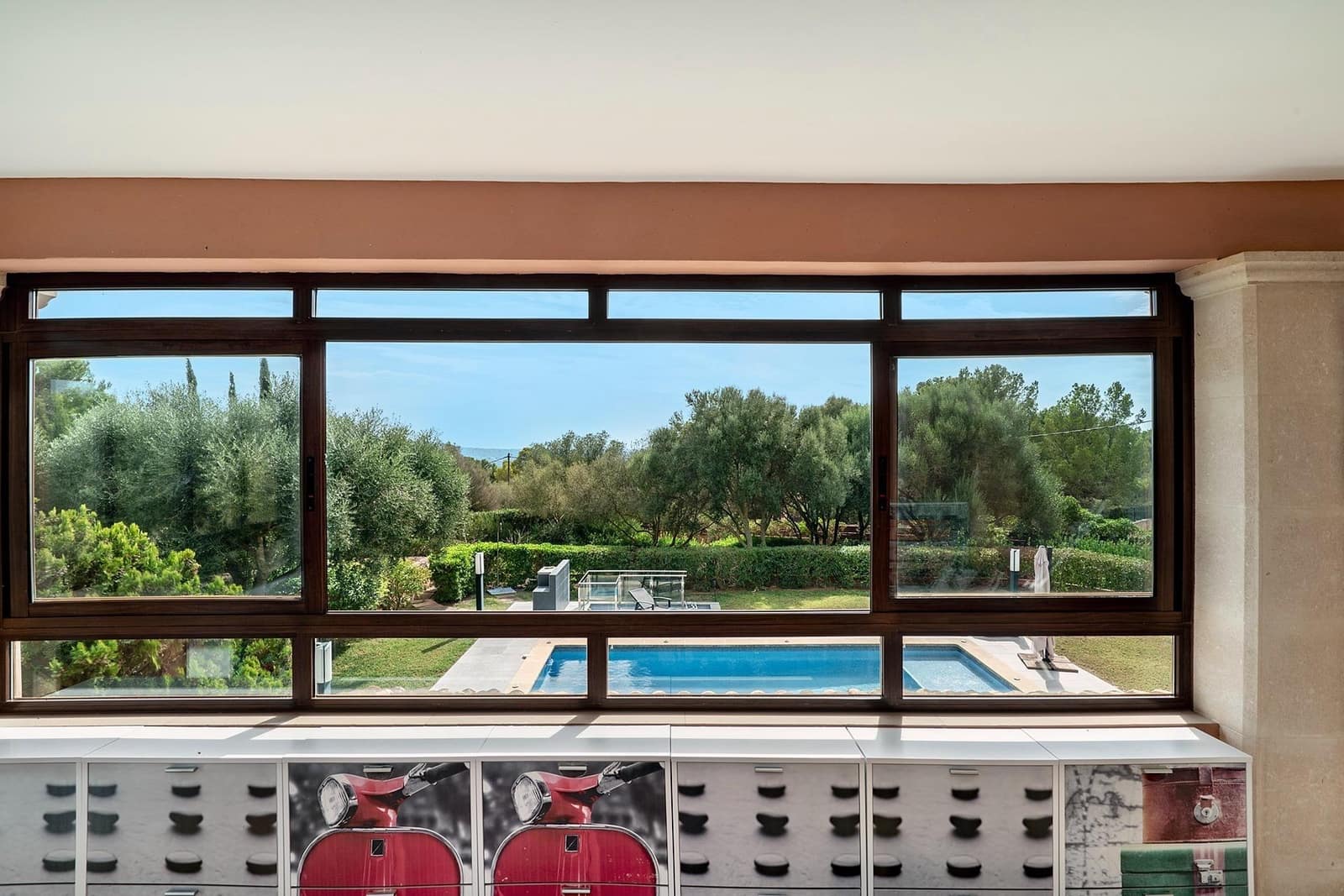 5 sovrum Villa till salu i Puntiro med pool garage - 1 600 000 € (Ref: 9637500)