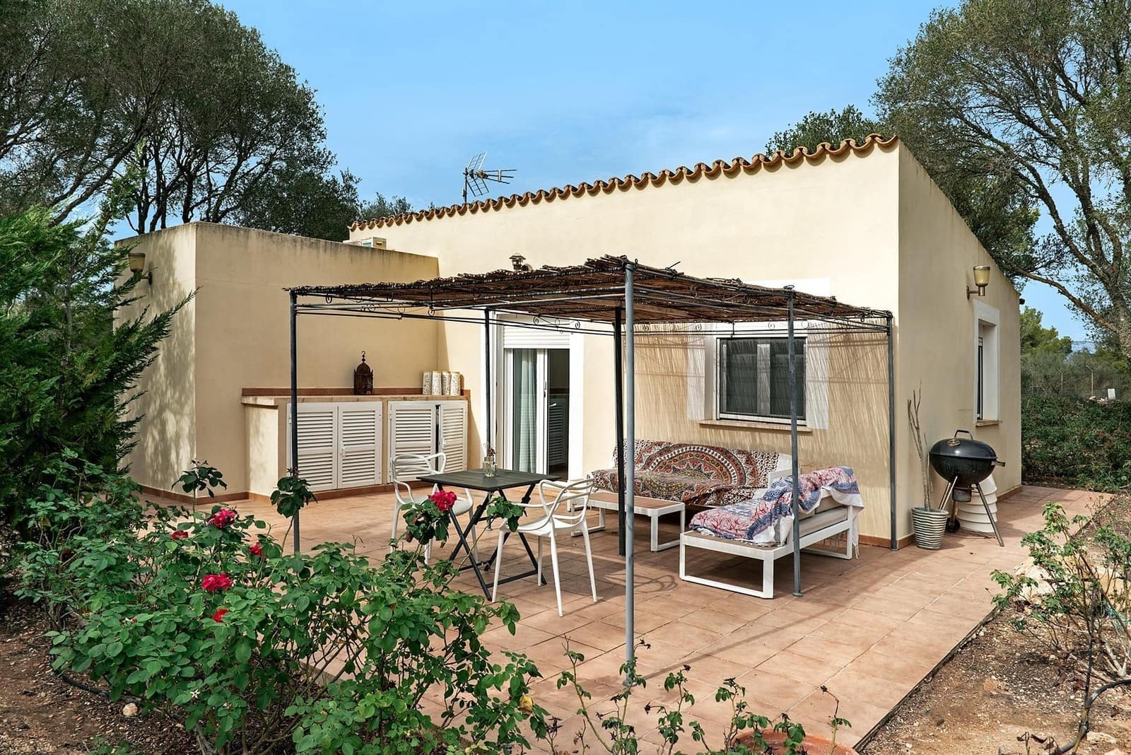 5 sovrum Villa till salu i Puntiro med pool garage - 1 600 000 € (Ref: 9637500)