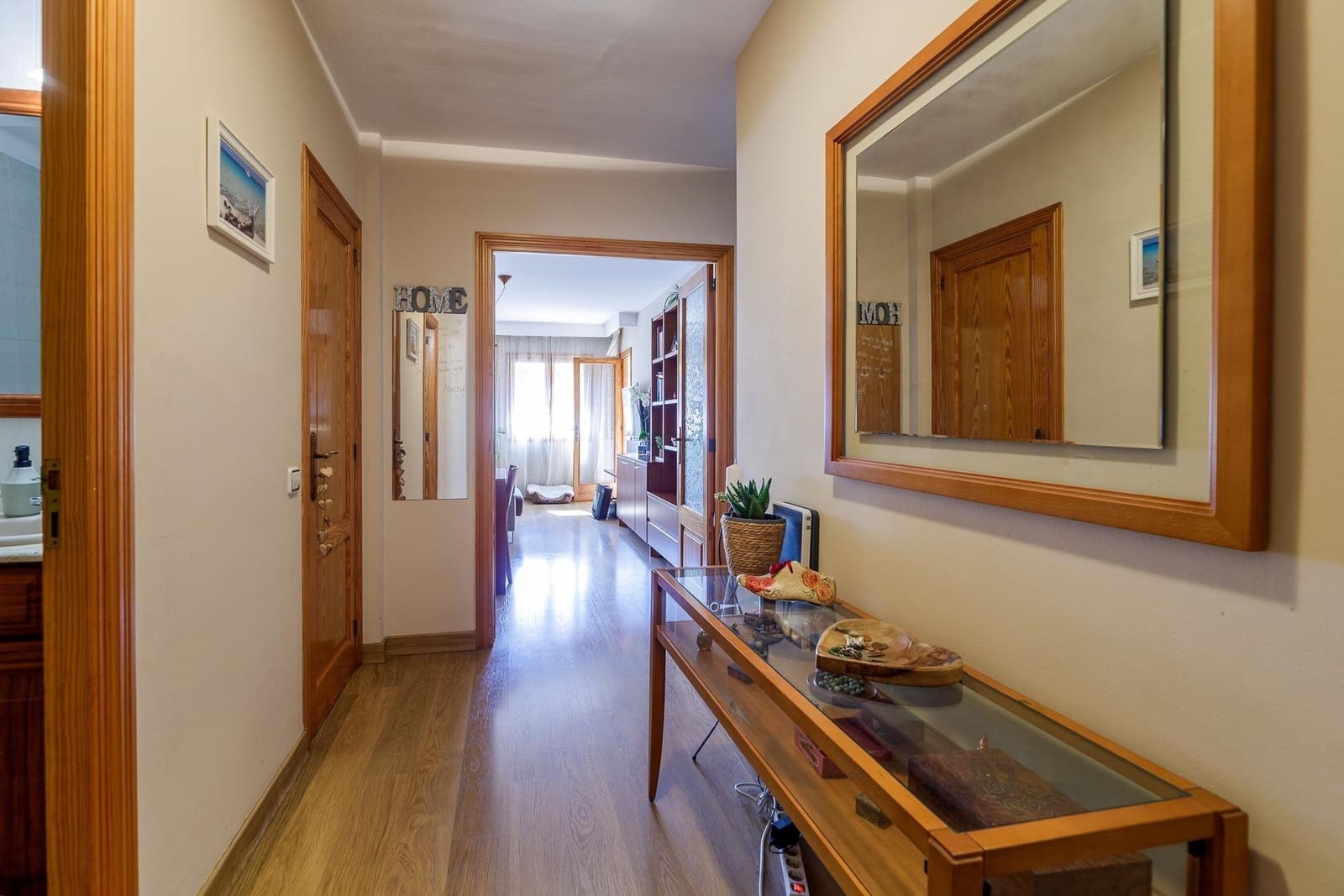 3 bedroom Flat for sale in Palma de Mallorca with garage - € 398,000 (Ref: 9726590)