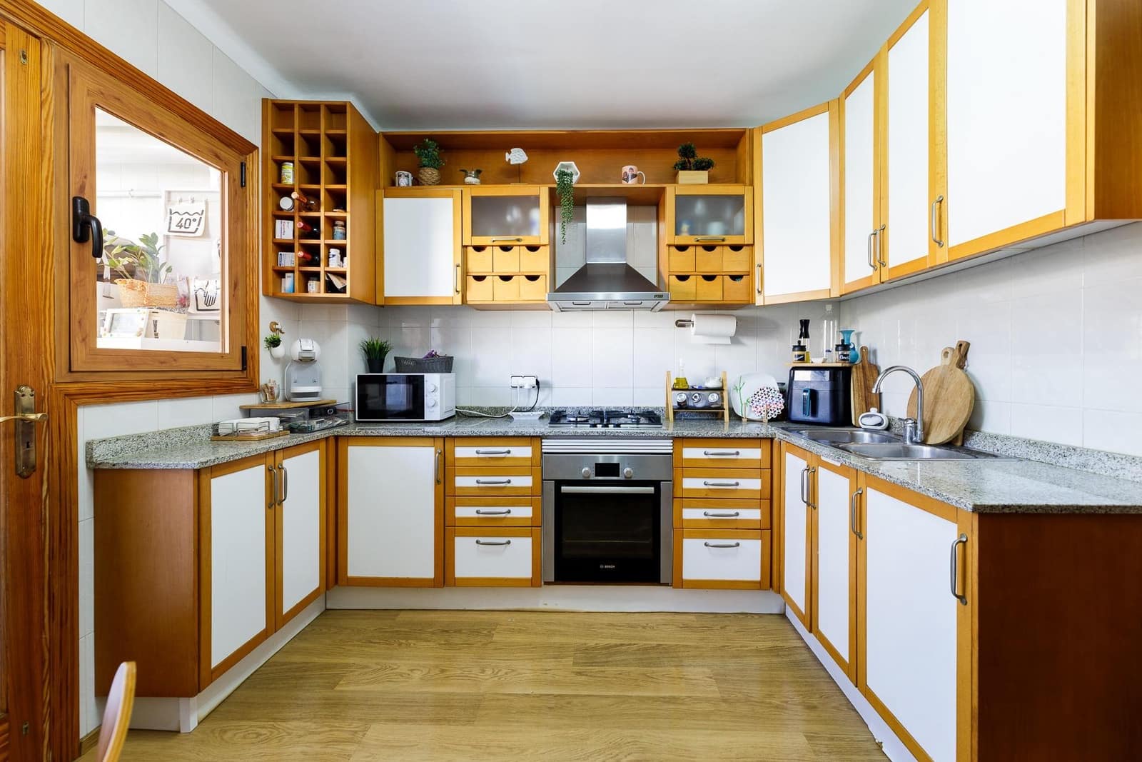 3 bedroom Flat for sale in Palma de Mallorca - € 370,000 (Ref: 9726591)