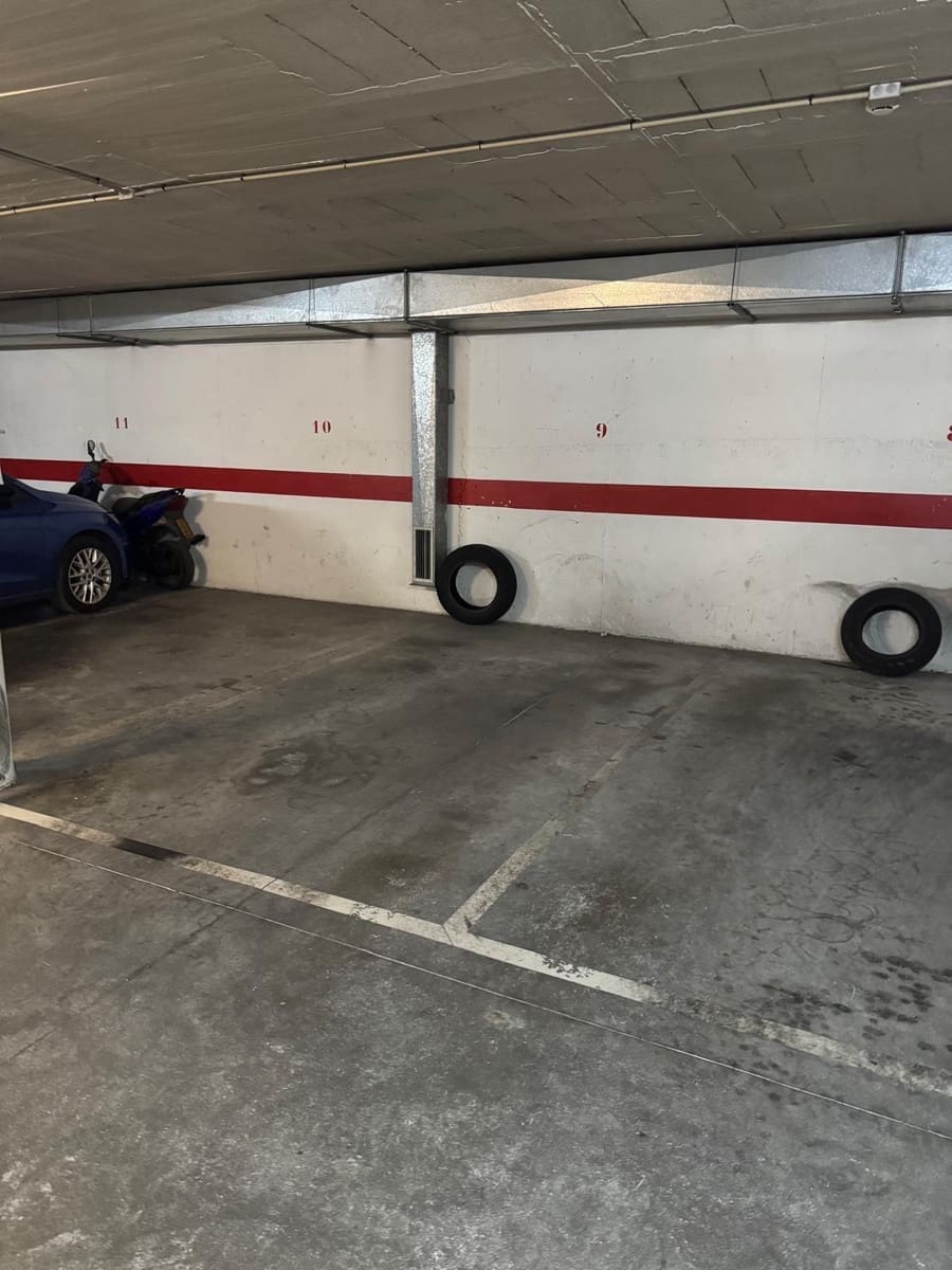 3 bedroom Flat for rent in Palma de Mallorca with pool garage - € 1,800 (Ref: 9738487)