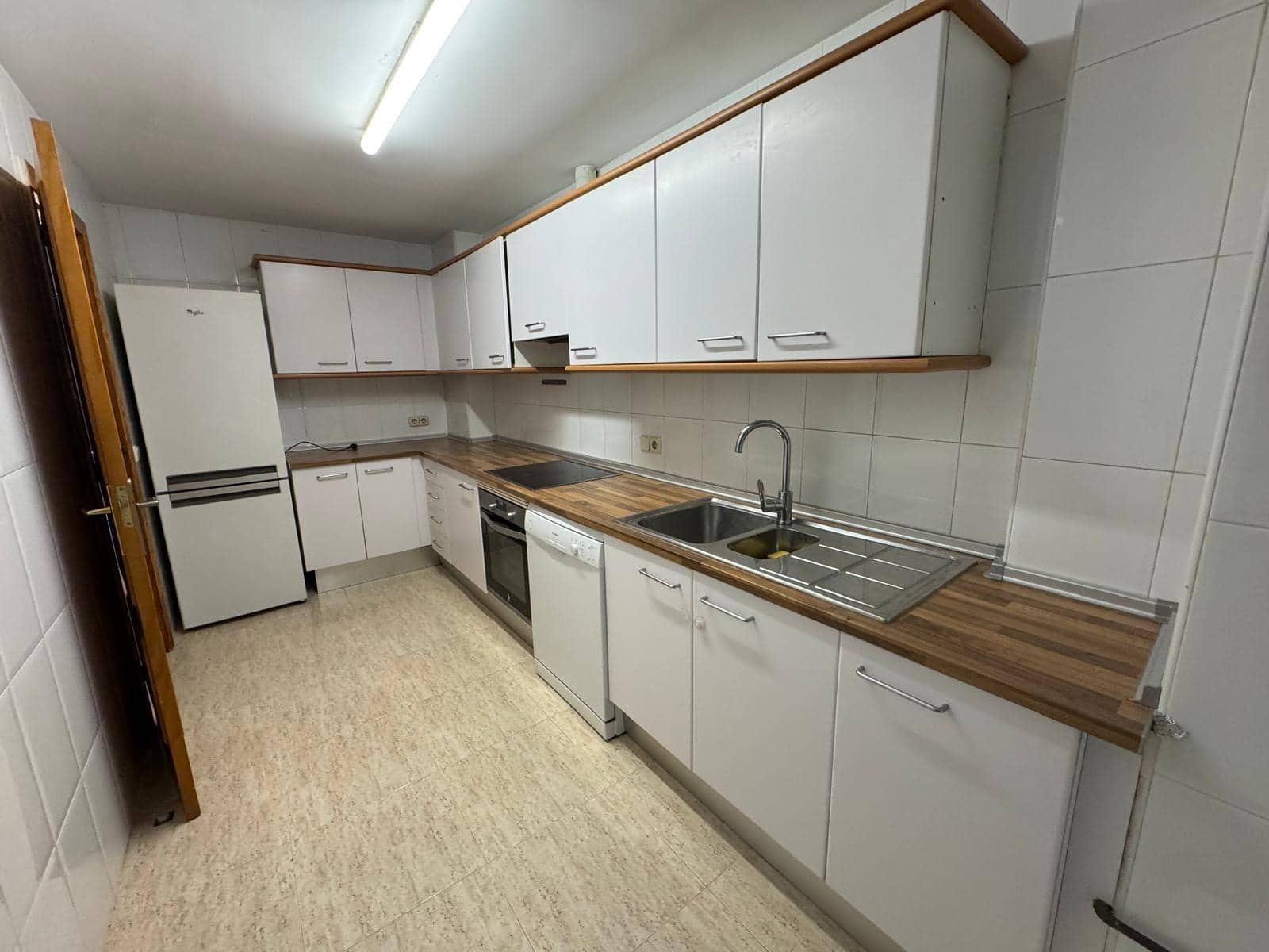 3 bedroom Flat for rent in Palma de Mallorca with pool garage - € 1,800 (Ref: 9738487)