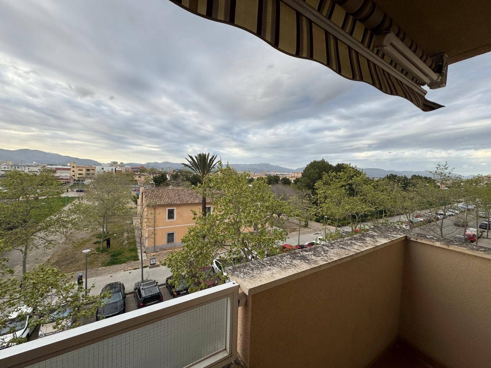 3 bedroom Flat for rent in Palma de Mallorca with pool garage - € 1,800 (Ref: 9738487)