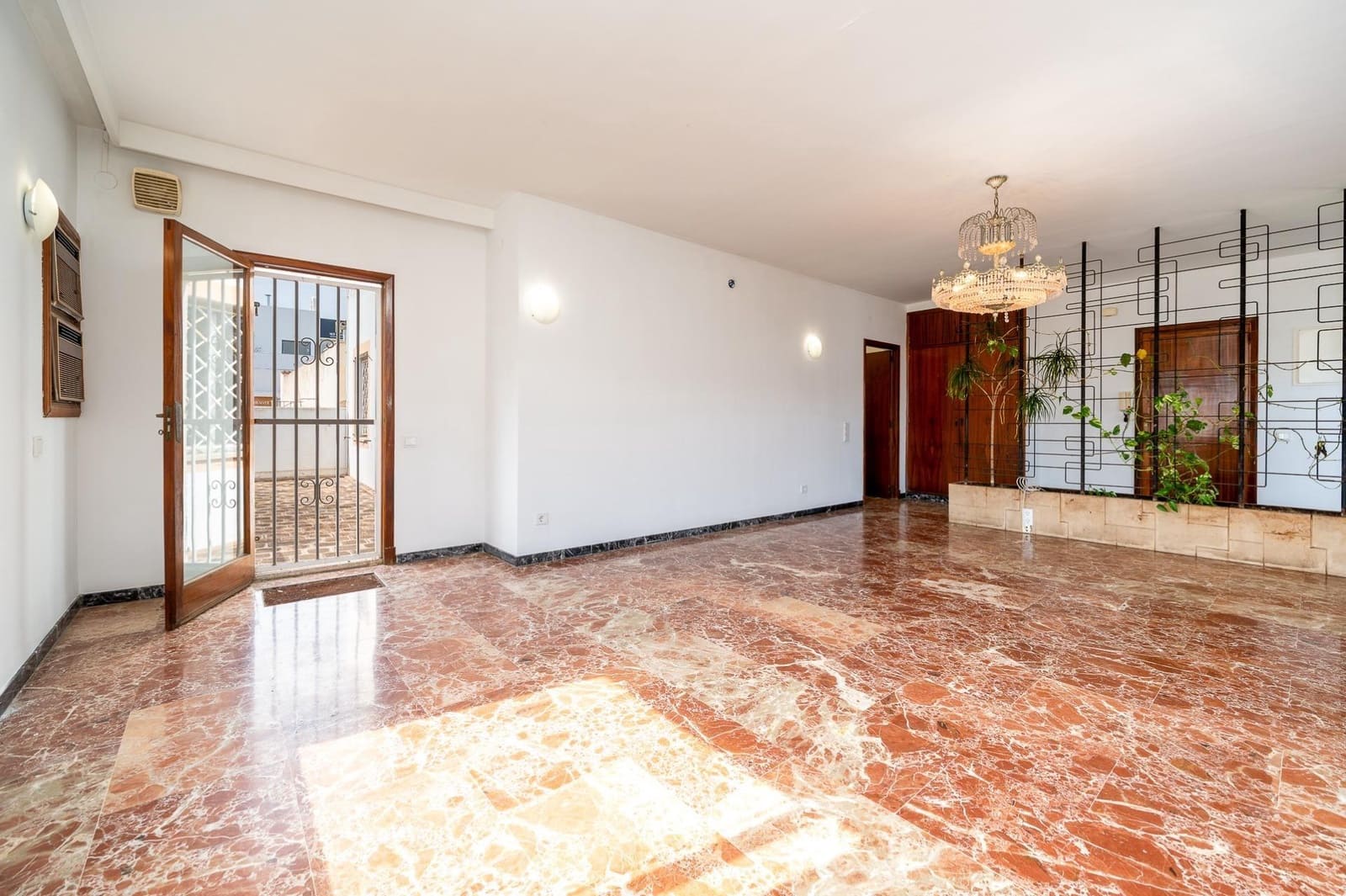 7 chambre Villa/Maison Semi-Mitoyenne à vendre à Calvia avec garage - 880 000 € (Ref: 9783070)