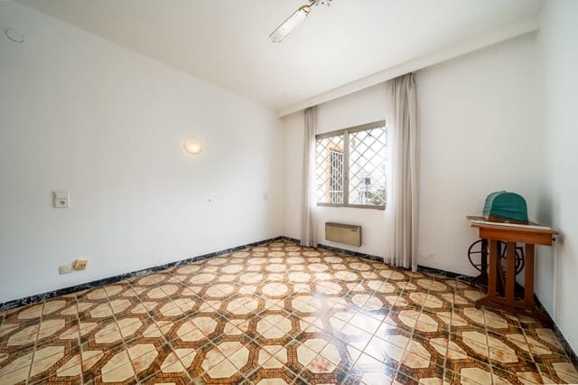7 chambre Villa/Maison Semi-Mitoyenne à vendre à Calvià - 650 000 € (Ref: 9783071)