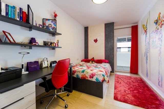 Piso de 3 habitaciones en Palma de Mallorca en venta con piscina garaje - 764.000 € (Ref: 9788351)