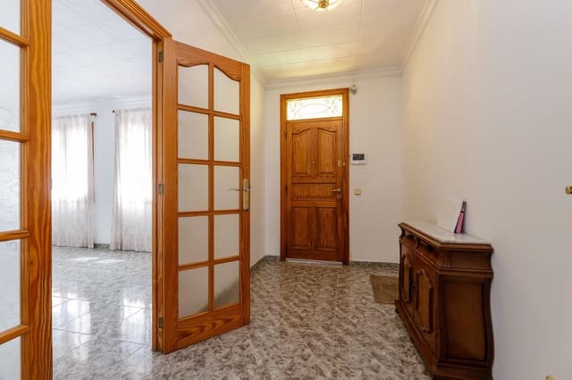 3 soveværelse Lejlighed til salg i Plaça de Toros, Palma de Mallorca - € 358.000 (Ref: 9806426)