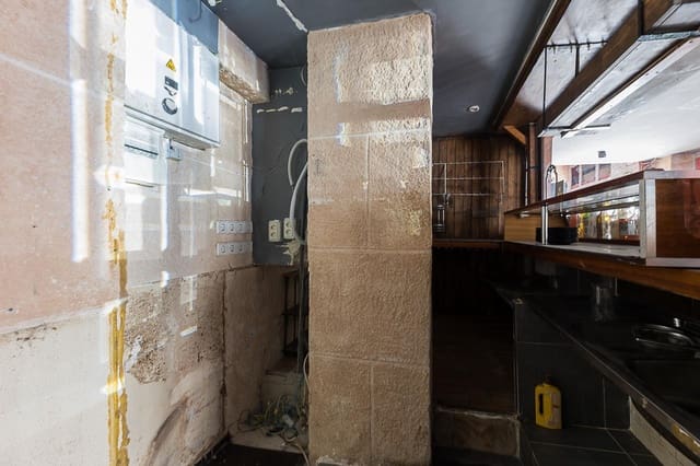 Local Comercial en Plaça de Toros, Palma de Mallorca en venta - 295.000 € (Ref: 9818137)