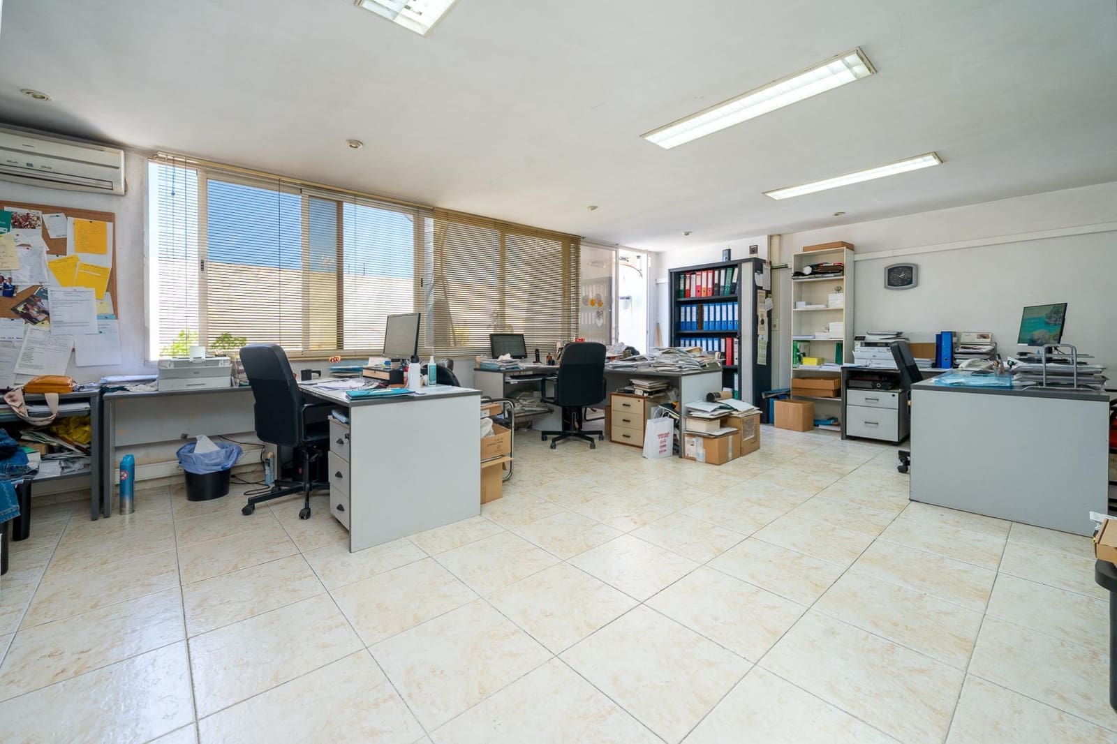Gewerbe zu verkaufen in Palma de Mallorca mit Garage - 790.000 € (Ref: 9839173)