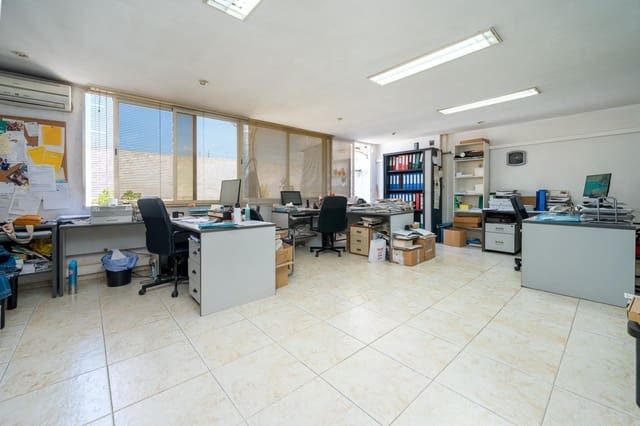 Erhverv til salg i Palma de Mallorca med garage - € 790.000 (Ref: 9839173)