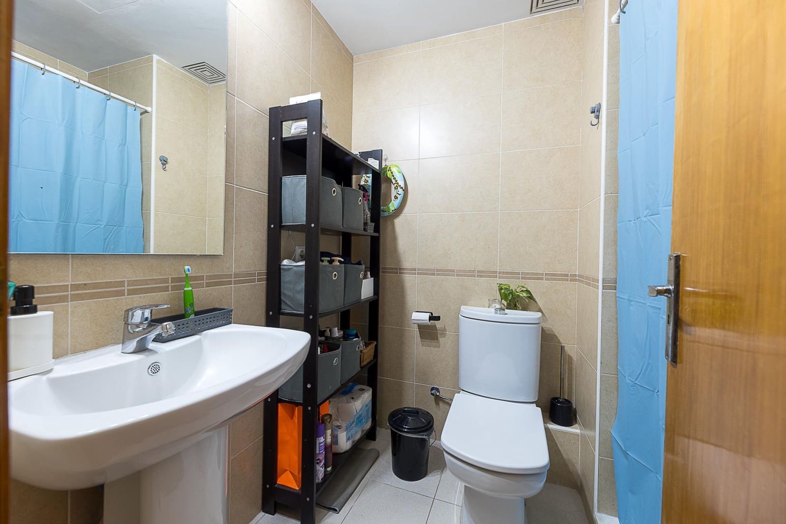 2 bedroom Flat for sale in Palma de Mallorca - € 300,000 (Ref: 9849291)