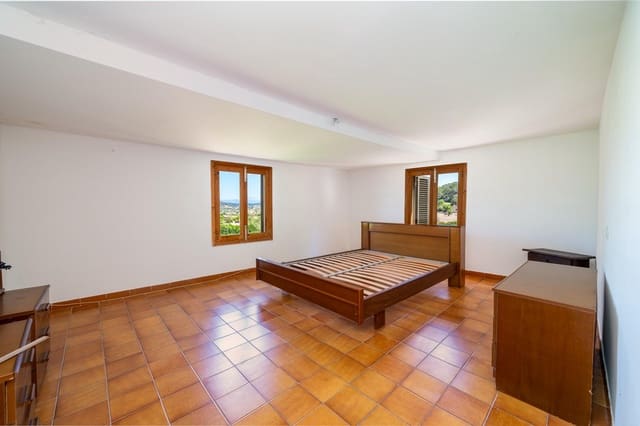 3 quarto Quinta/Casa Rural para venda em Sant Joan com piscina garagem - 599 000 € (Ref: 9861836)